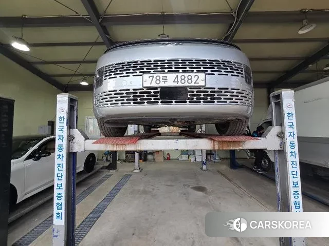 Hyundai Staria 2021 Серебристо-серый из Кореи