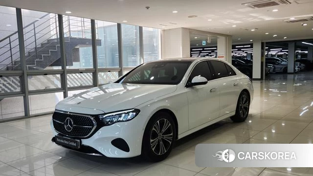 Mercedes-Benz E-Class W214 2025 Белый из Кореи