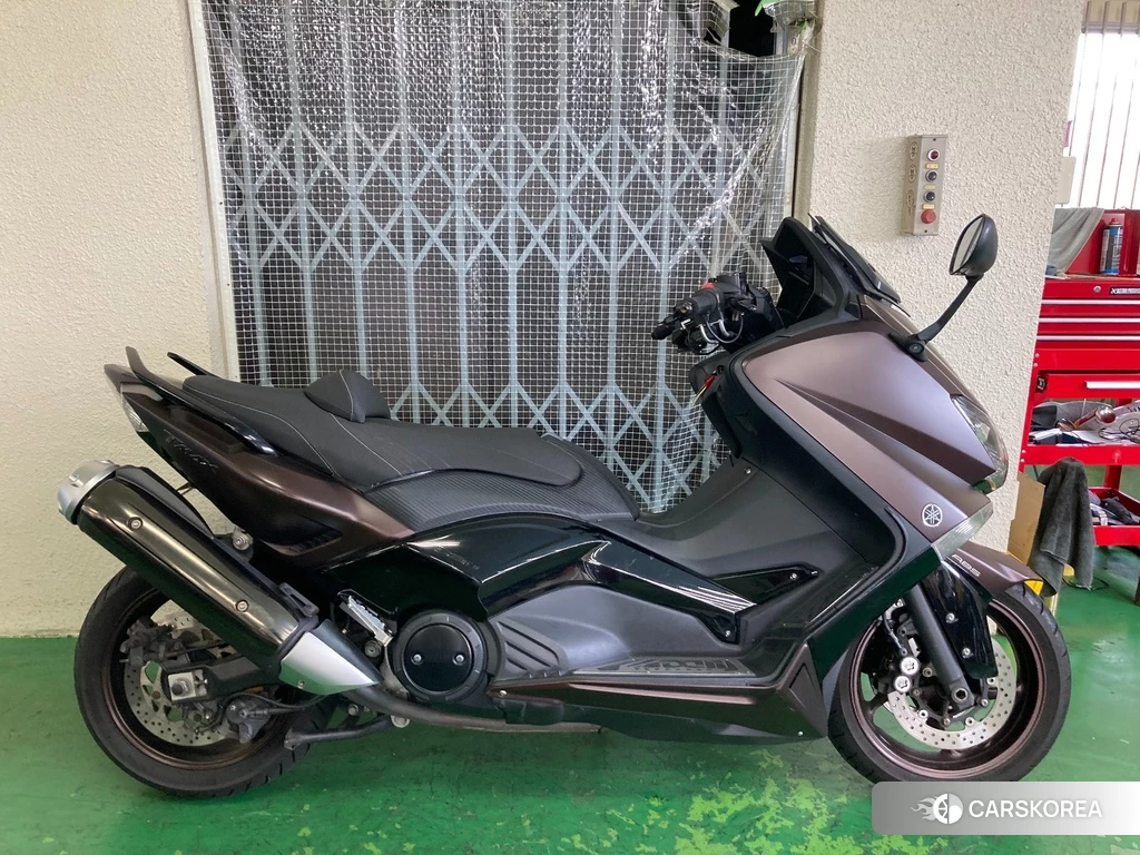 Проданный OTHER T-MAX530BRONZEMAXABS 2014 из Японии