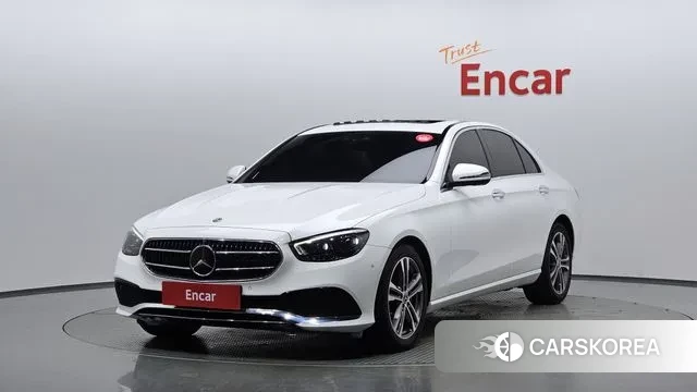 Mercedes-Benz E-Class W213 2021 Белый из Кореи