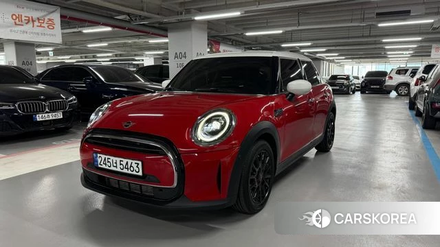 Mini Cooper 2023 Красный из Кореи