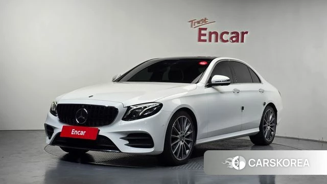 Mercedes-Benz E-Class W213 2019 Белый из Кореи