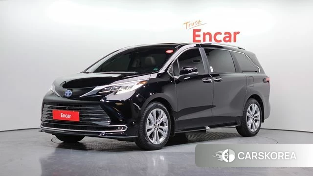 Toyota Sienna 4th Generation 2023 Черный из Кореи