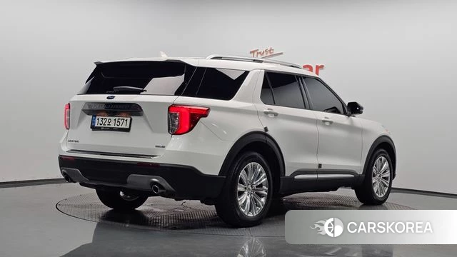 Ford Explorer 6th Generation 2020 Белый из Кореи