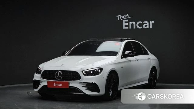 Mercedes-Benz E-Class W213 2022 Белый из Кореи