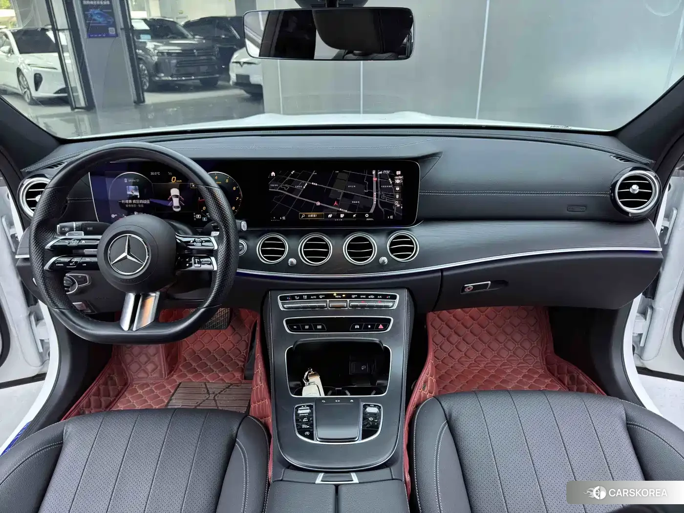 Mercedes-Benz E-Class 2023 Белый из Китая