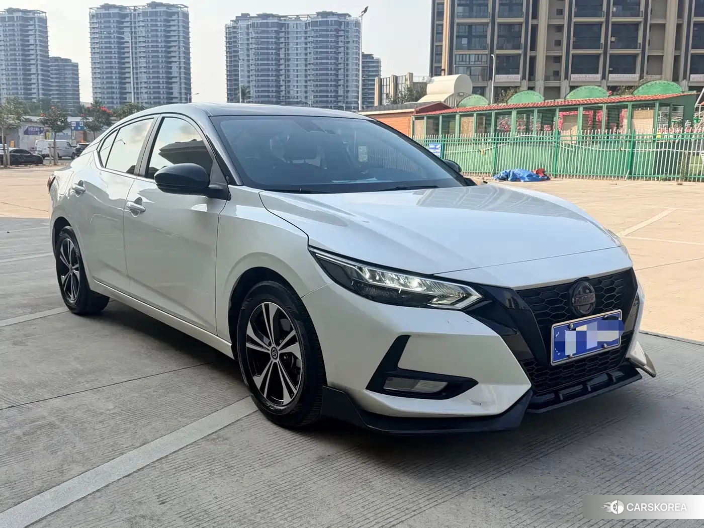 Nissan Sylphy 2022 Белый из Китая