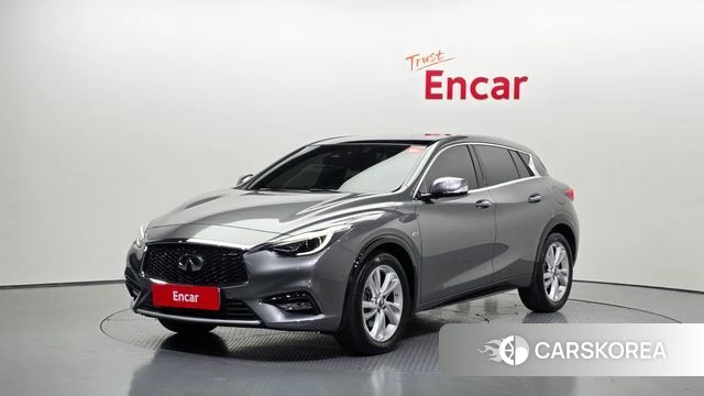 Infiniti Q30 2018 Серый из Кореи
