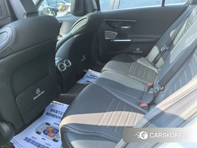 Mercedes-Benz Class C 2023 Белый из Китая