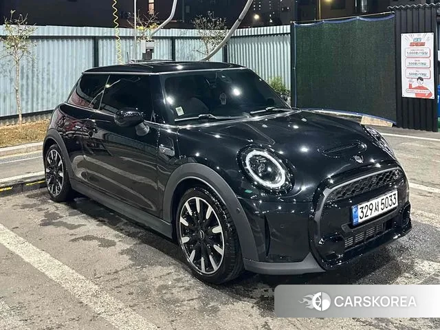 Mini Cooper S 2022 Черный из Кореи