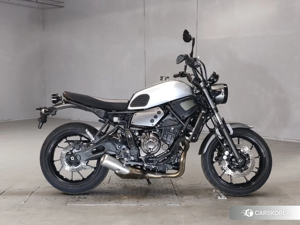 Проданный Yamaha XSR700 id 4167422 из Японии