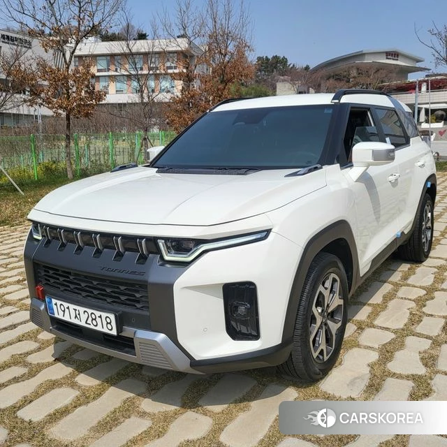 Ssangyong Torres 2023 Белый двухцветный из Кореи