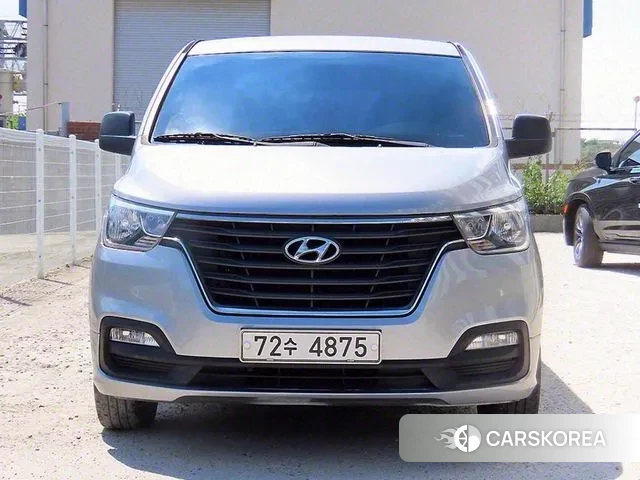 Hyundai The New Grand Starex 2018 Серебряный из Кореи