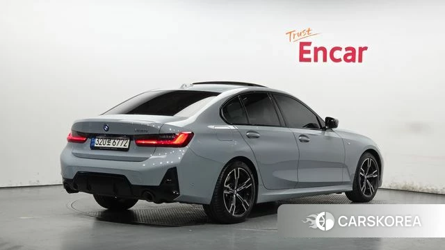 BMW 3 Series (G20) 2022 Серебристо-серый из Кореи