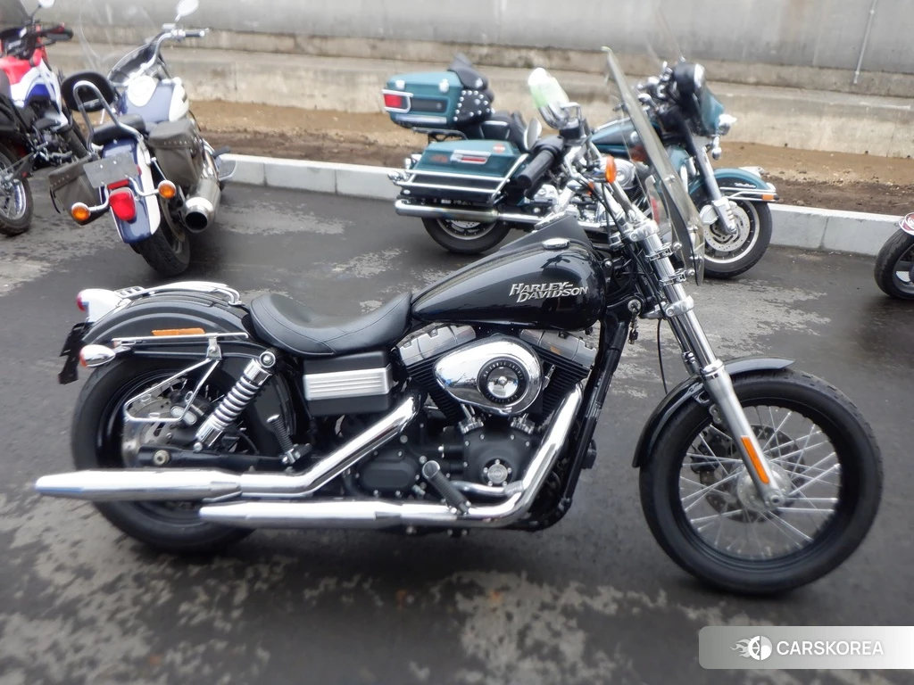 Проданный Harley-Davidson Dyna Street Bob FXDB1580 2012 из Японии