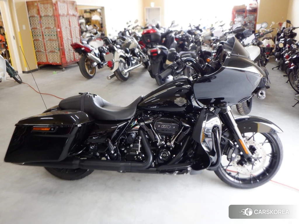 Проданный Harley-Davidson Road Glide FLTRXS1750 2022 из Японии