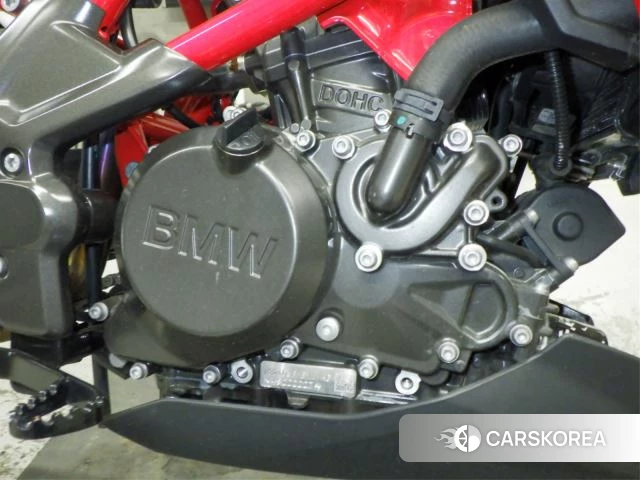 Engine photo