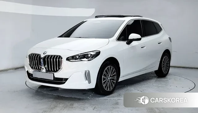 BMW 2 Series Active Tourer (U06) 2023 Белый из Кореи