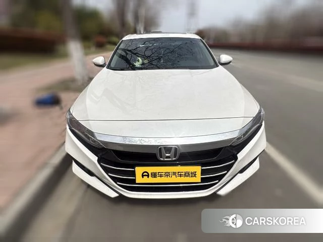 Honda Accord 2022 Белый из Китая