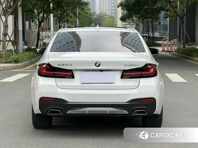 BMW 5 series 2022 Белый из Китая