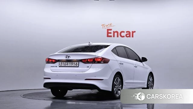 Hyundai Avante AD 2018 Белый из Кореи