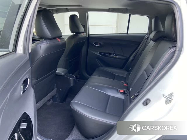 Toyota YARIS L Zhixuan 2021 Белый из Китая