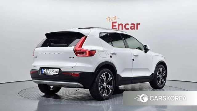 Volvo XC40 2021 Белый из Кореи