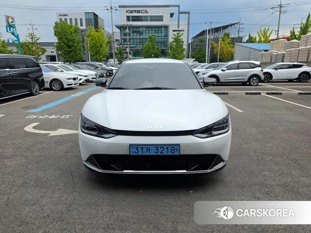 Kia EV6 2023 Белый из Кореи
