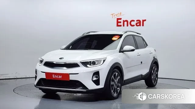 Kia Stonic 2020 Белый из Кореи