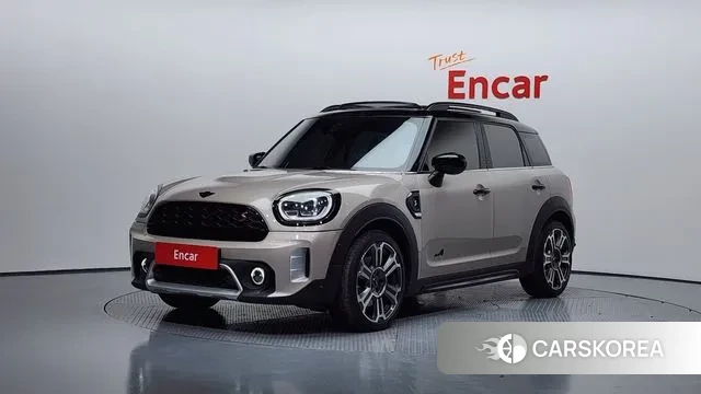 Mini Cooper S Countryman 2023 Жемчужный цвет из Кореи