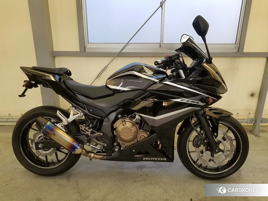 Проданный Honda CBR400R ABS 2019 из Японии