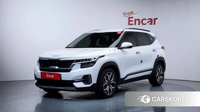 Kia Seltos 2022 Белый из Кореи