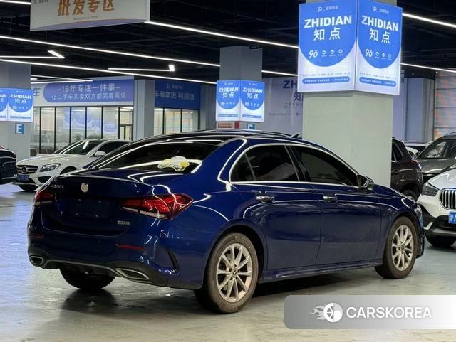 Mercedes-Benz Class A 2021 Синий из Китая