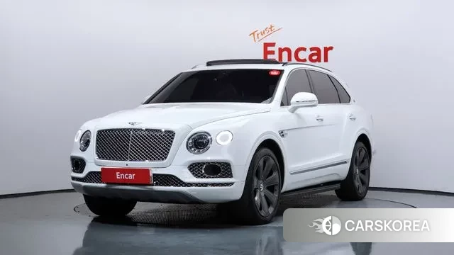 Bentley Bentayga 2018 Белый из Кореи