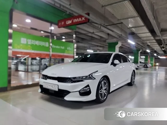 Kia K5 3rd generation 2022 Жемчужный цвет из Кореи