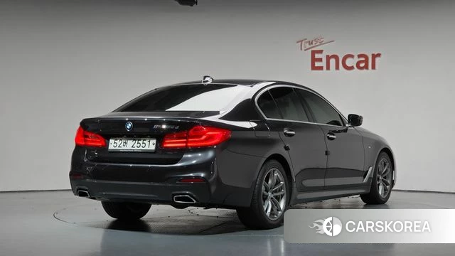 BMW 5 Series (G30) 2018 Серый из Кореи