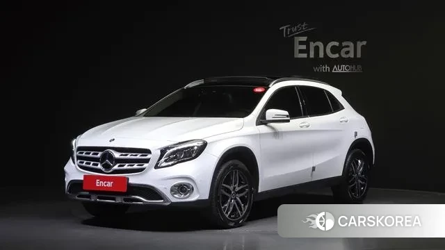 Mercedes-Benz GLA-Class X156 2019 Белый из Кореи