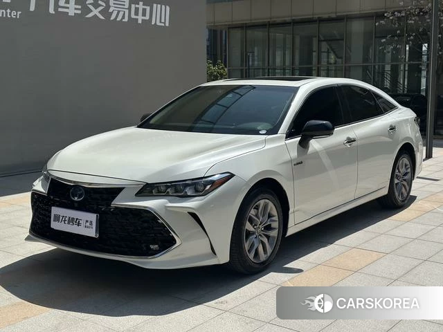 Toyota Asian dragon 2021 Белый из Китая