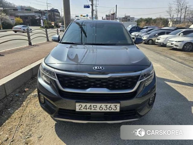 Kia Seltos 2020 Серый из Кореи