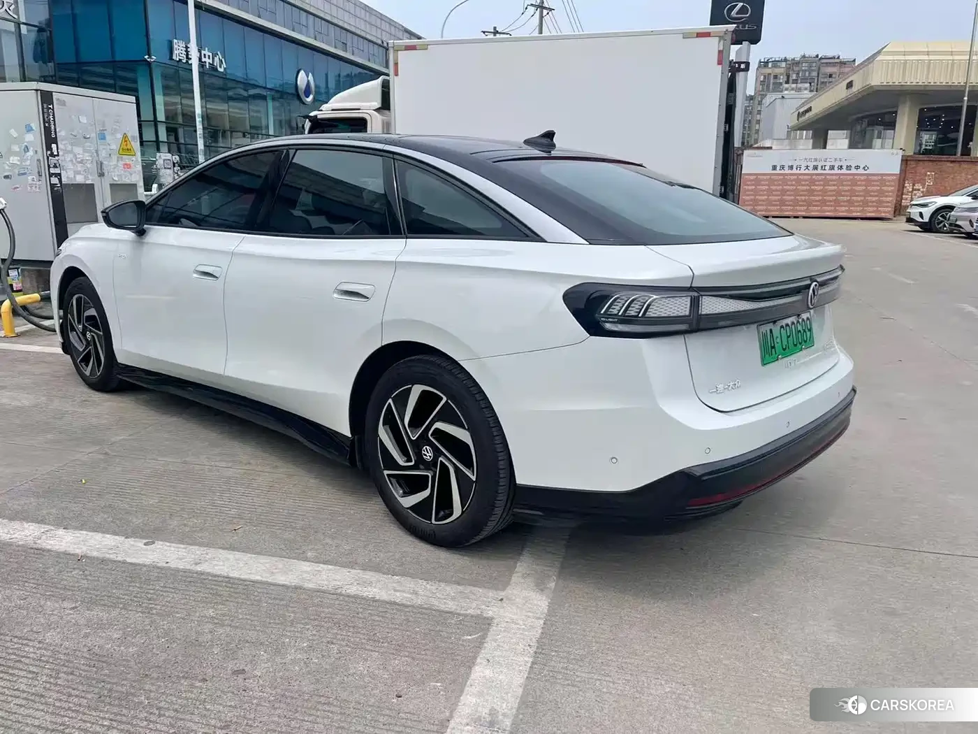 Volkswagen ID.7 VIZZION 2025 Белый из Китая