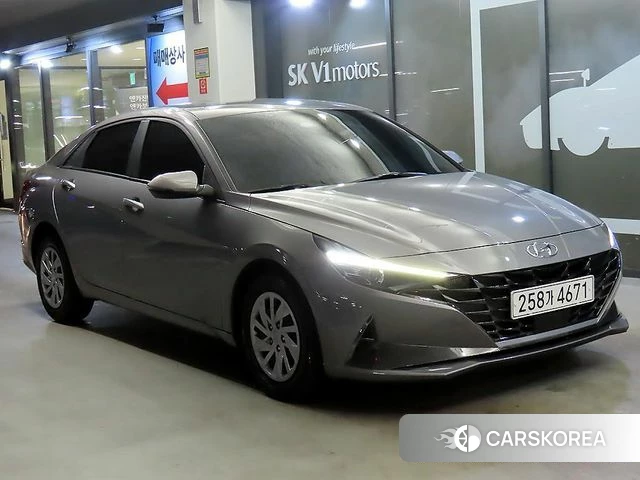 Hyundai Avante (CN7) 2021 Серебристо-серый из Кореи