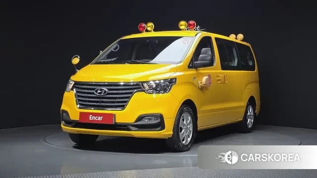 Hyundai The New Grand Starex 2021 Желтый из Кореи