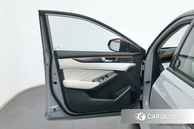 Dongfeng Fengshen Yi Hyun MAX 2022 Темно-серый из Китая