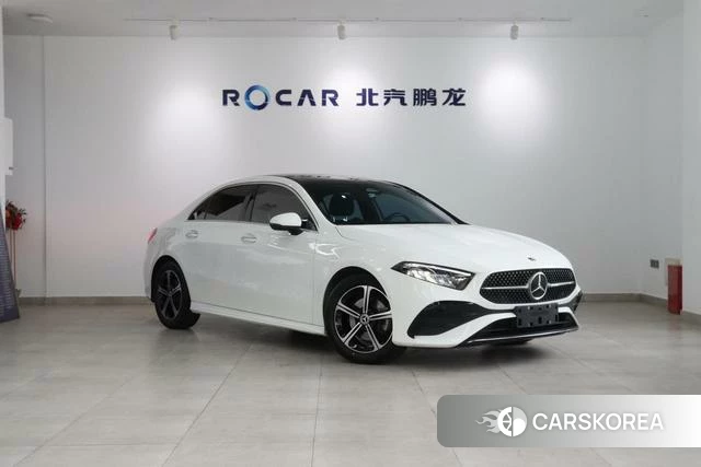 Mercedes-Benz Class A 2023 Белый из Китая