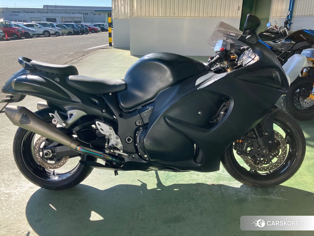 Проданный Suzuki GSX1300R HAYABUSA 2011 из Японии, фото 2