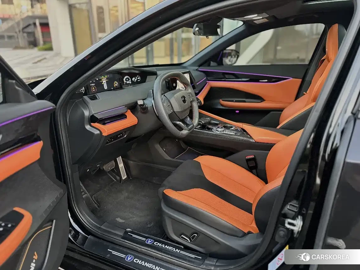 Chang'an Changan UNI-V 2023 Черный из Китая