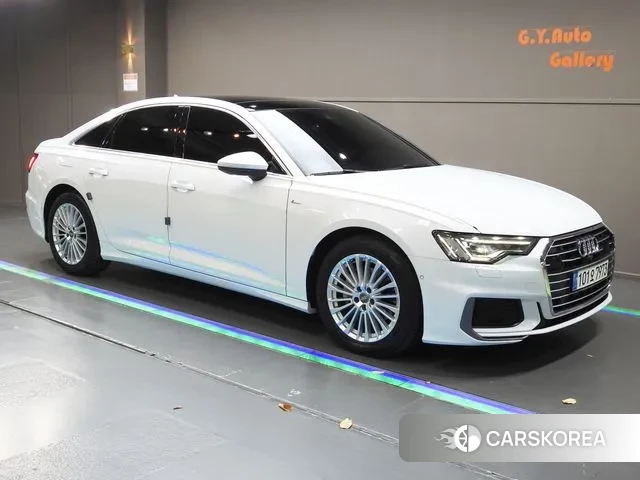 Audi A6 (C8) 2021 Белый из Кореи