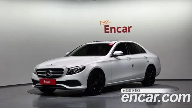 Mercedes-Benz E-Class W213 2020 Белый из Кореи