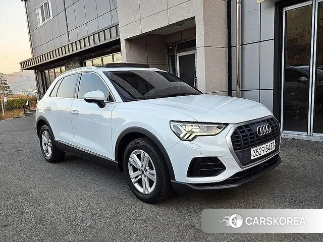 Audi Q3 (F3) 2020 Белый из Кореи