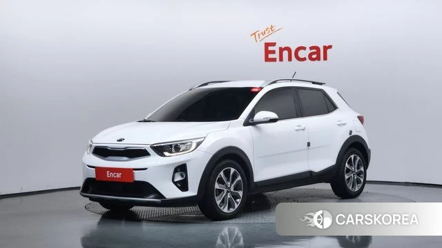 Kia Stonic 2018 Белый из Кореи